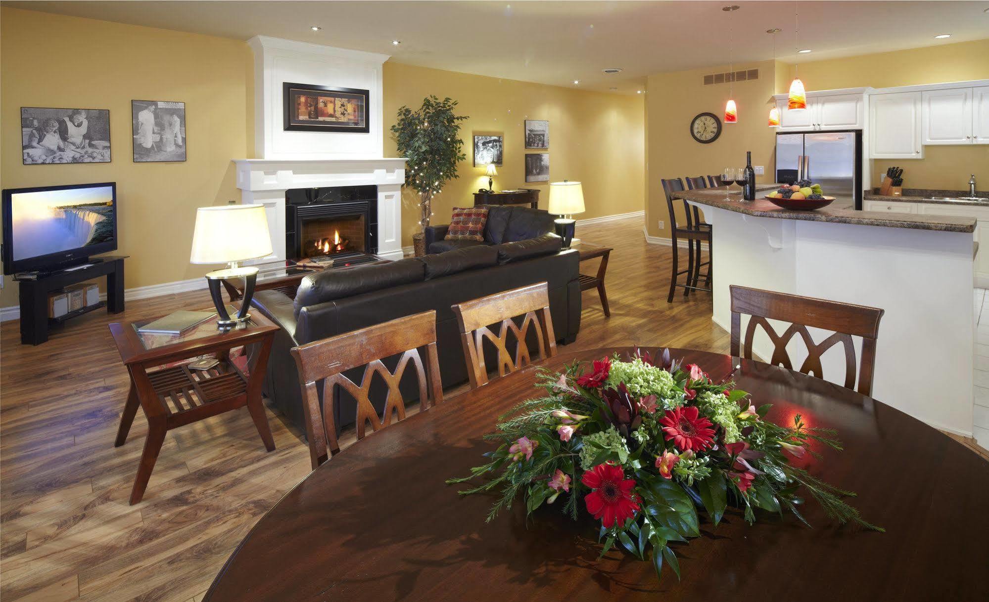 Appartamento Greaves Sweet Escape Niagara-on-the-Lake Esterno foto