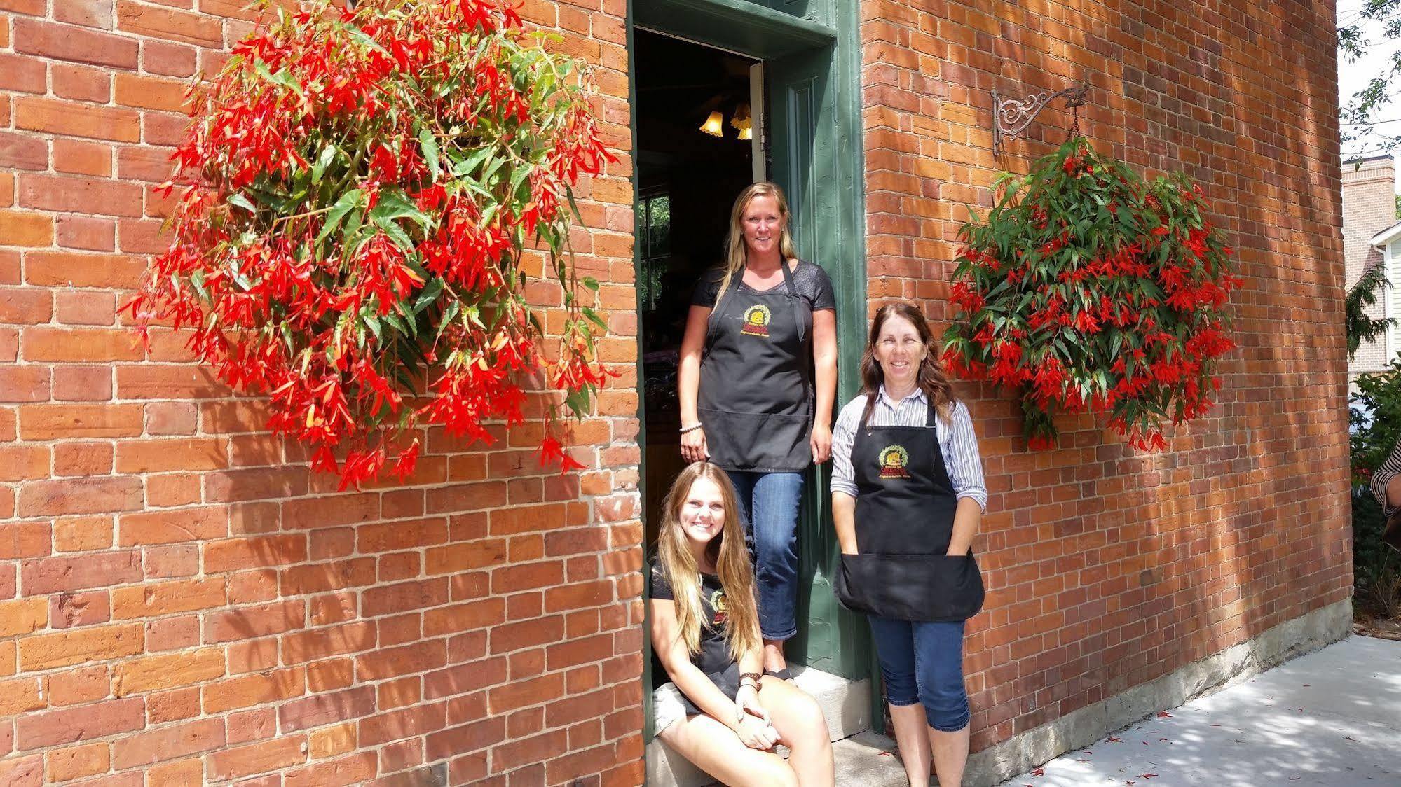 Appartamento Greaves Sweet Escape Niagara-on-the-Lake Esterno foto